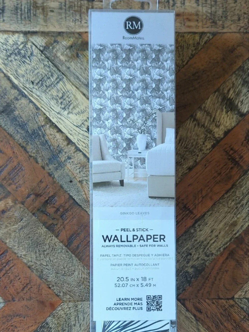 Roommates Black and White Botanical Peel & Stick Wallpaper